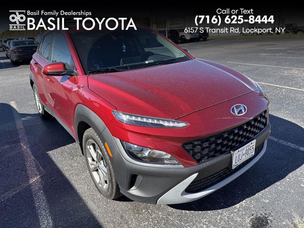 2023 Hyundai Kona SEL — photo 1 of 3