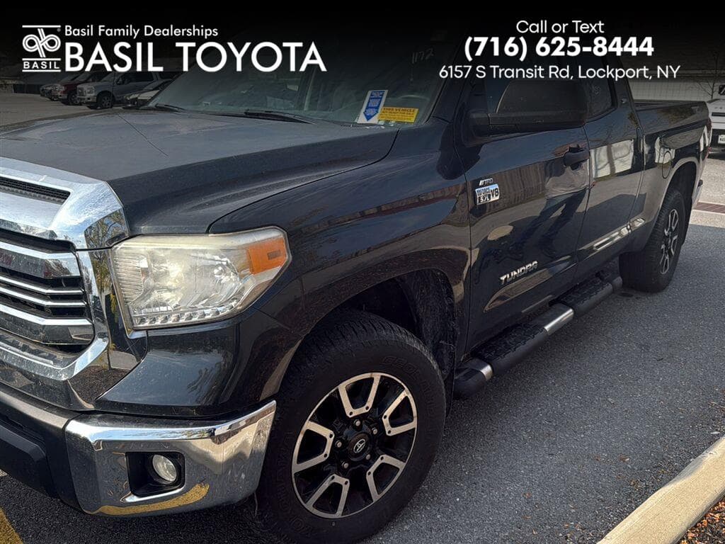 2016 Toyota Tundra 4WD Truck SR5 — photo 1 of 3