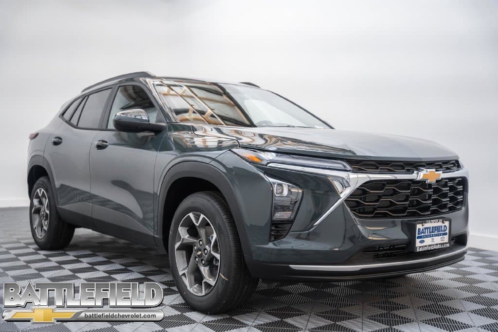 2026 Chevrolet Trax LT — photo 1 of 50
