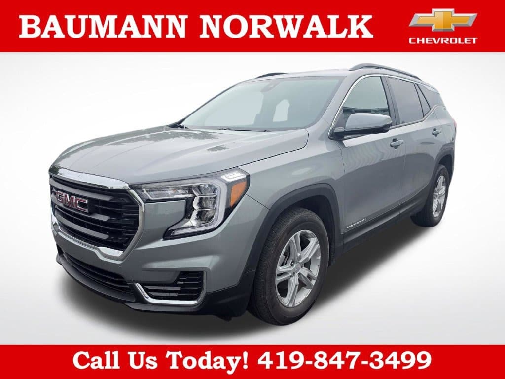 2024 GMC Terrain SLE — photo 1 of 26