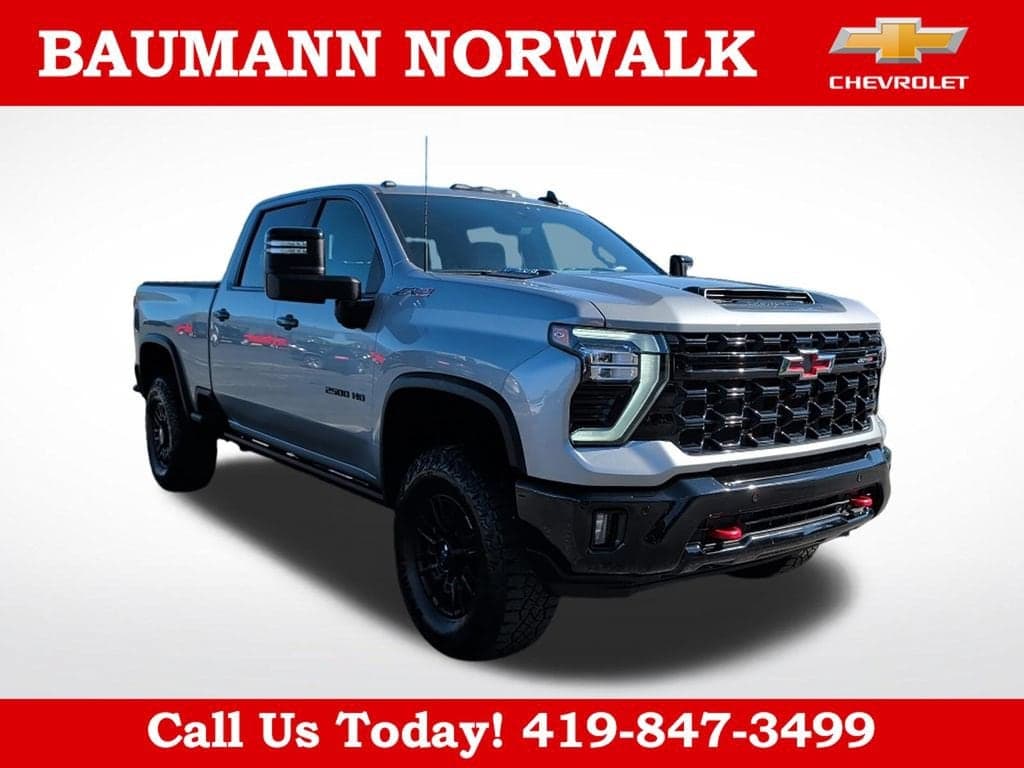 2025 Chevrolet Silverado 2500HD ZR2 — photo 1 of 50