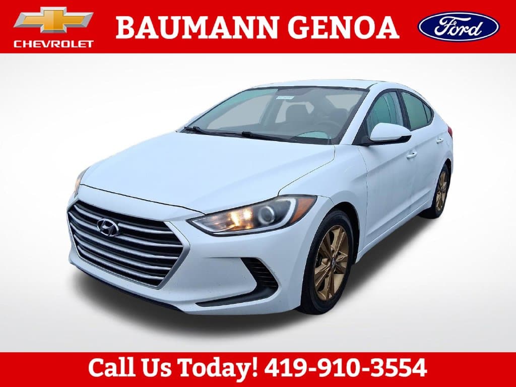 2017 Hyundai Elantra SE — photo 1 of 31