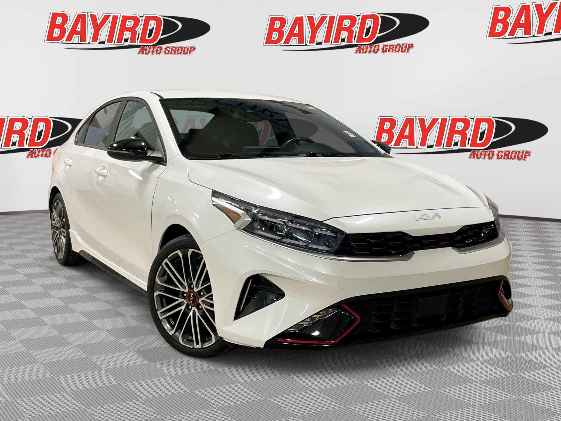 2023 Kia Forte GT — photo 1 of 32