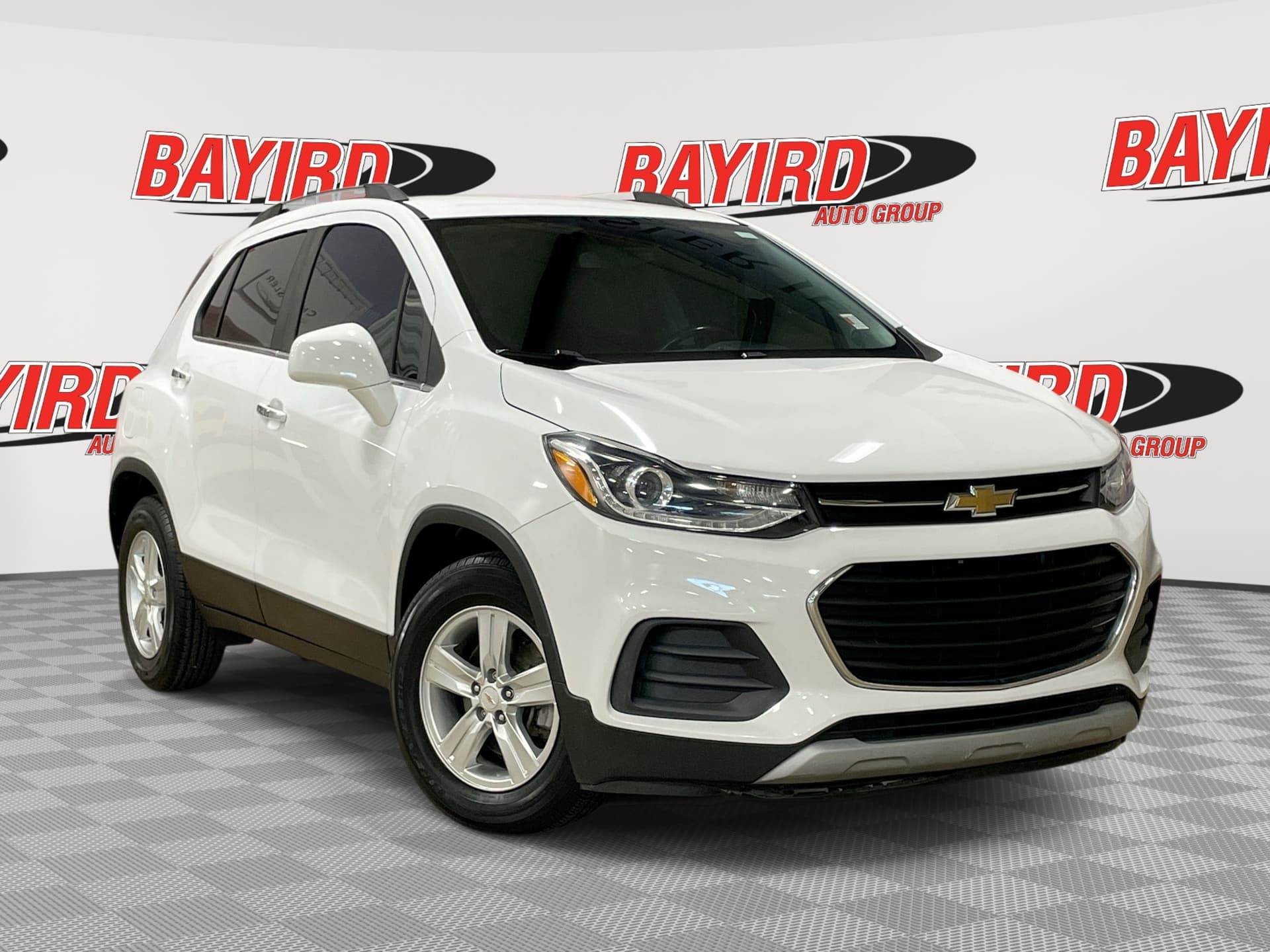 2020 Chevrolet Trax LT — photo 1 of 32