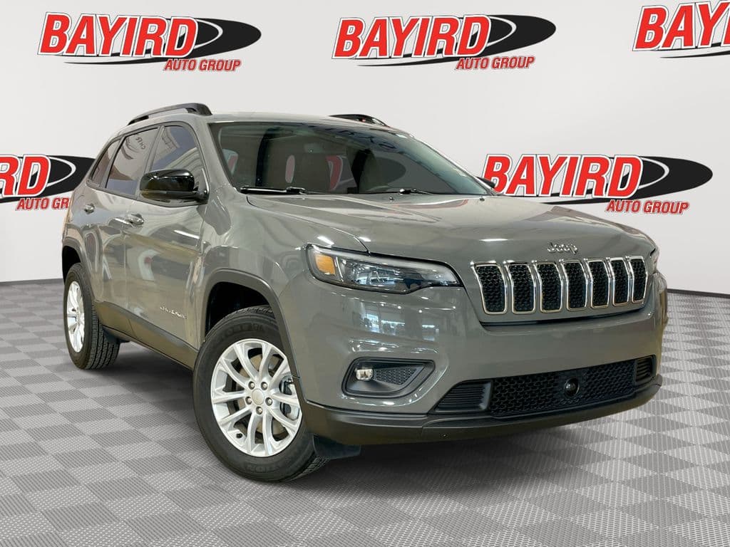 2022 Jeep Cherokee Latitude Lux — photo 1 of 34