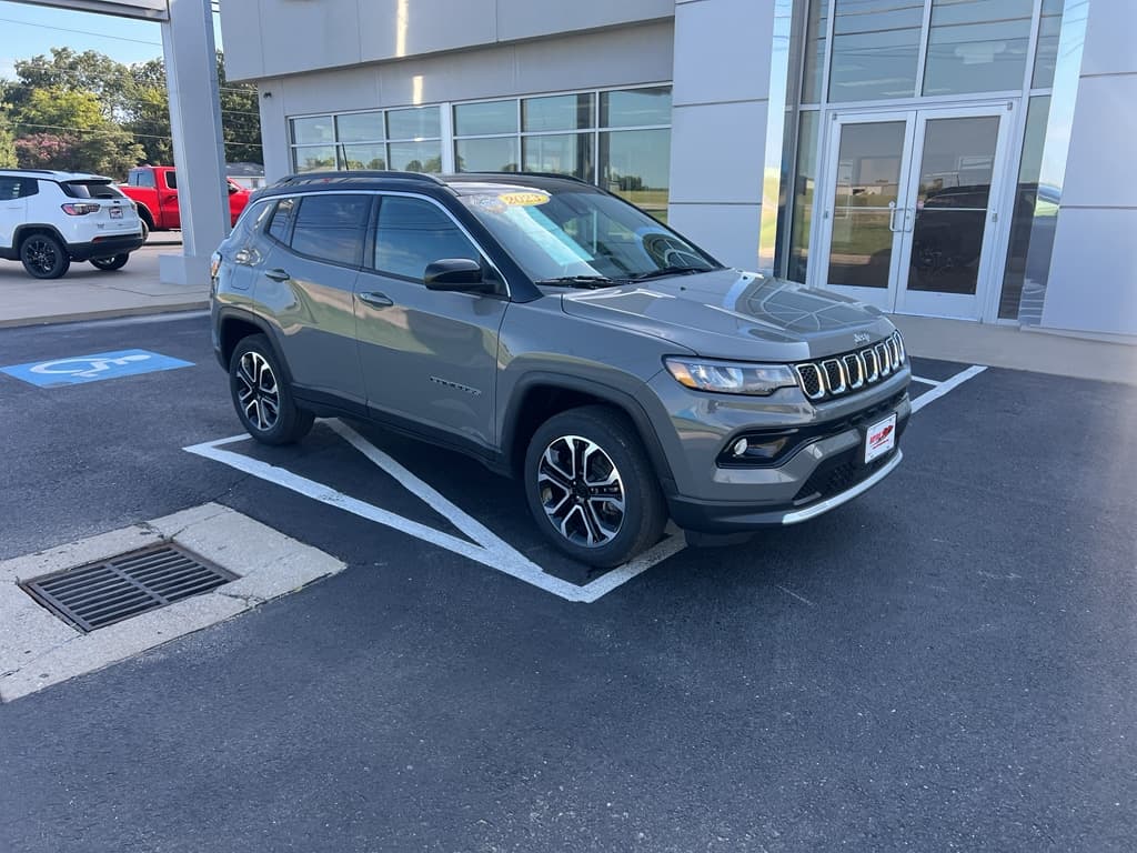 2023 Jeep Compass Limited — photo 1 of 39
