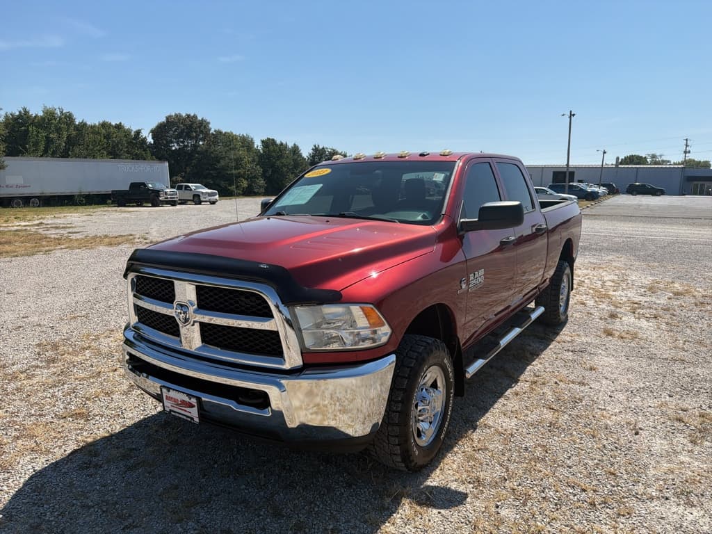 2013 RAM 2500 Tradesman — photo 1 of 15