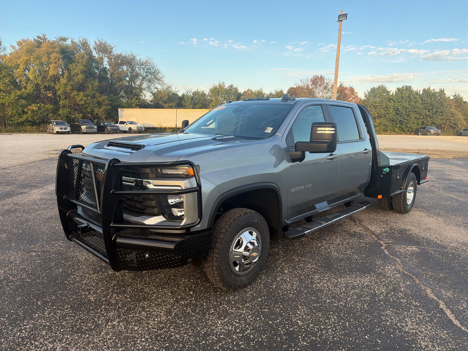 2025 Chevrolet Silverado 3500HD LT — photo 1 of 18