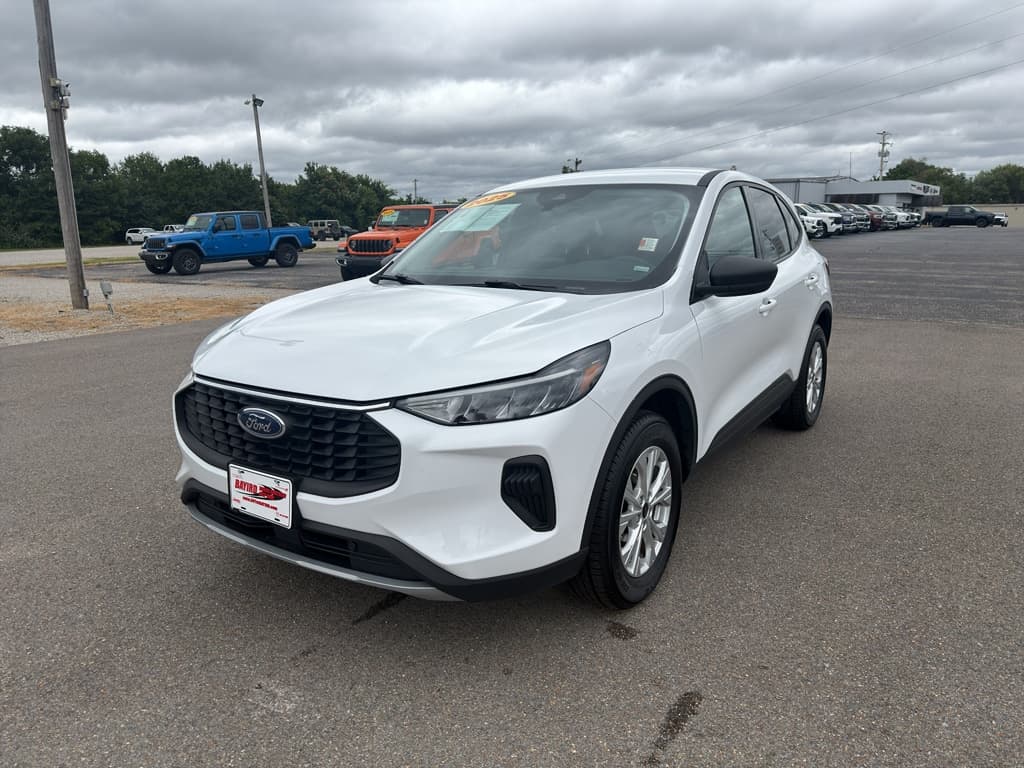 2025 Ford Escape Active — photo 1 of 16