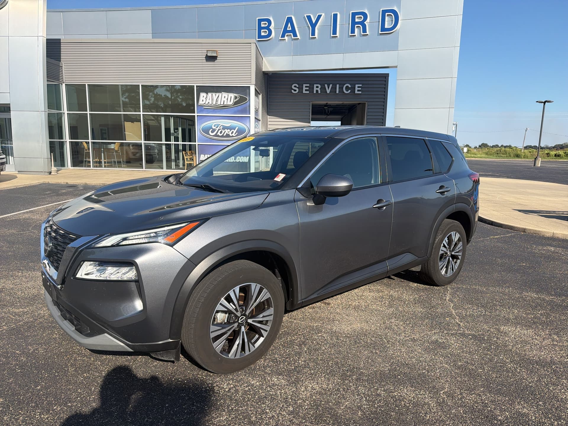 2023 Nissan Rogue SV — photo 1 of 21