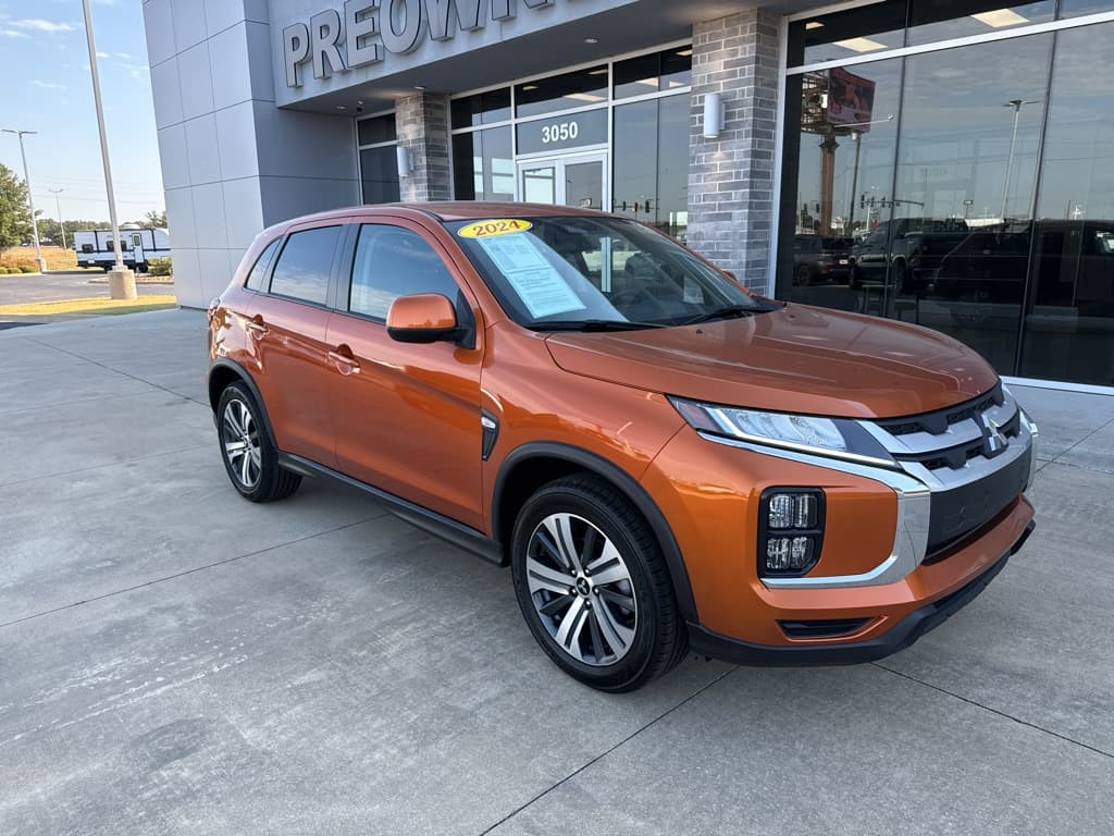 2024 Mitsubishi Outlander Sport ES — photo 1 of 25