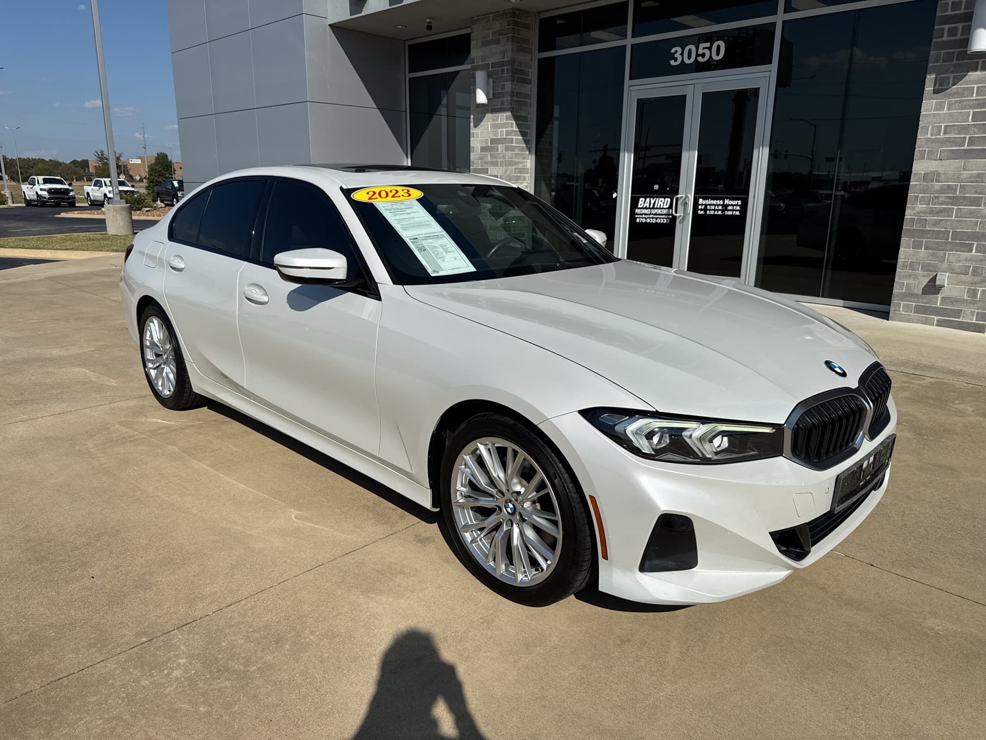 2023 BMW 3 Series 330i — photo 1 of 24