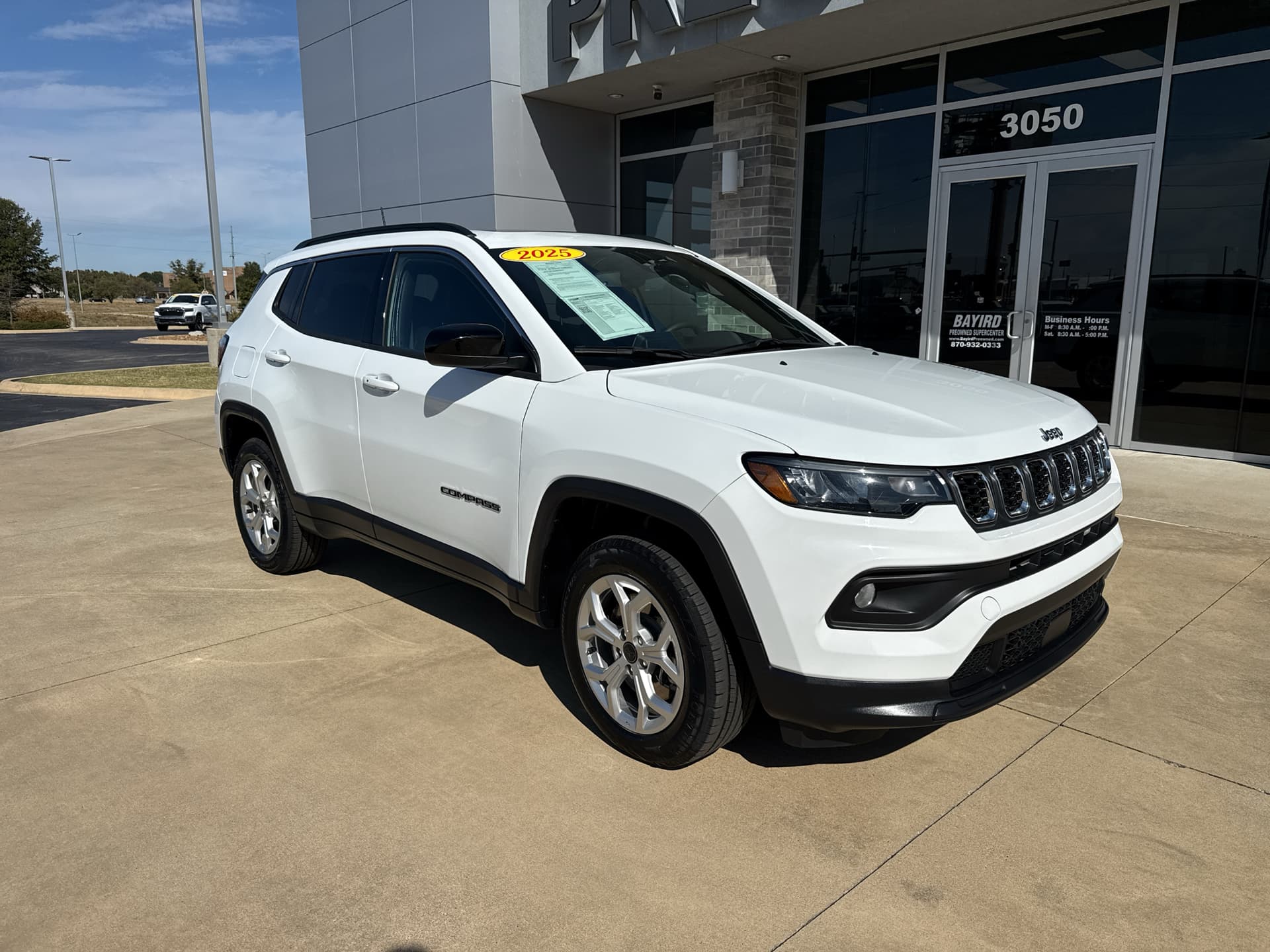 2025 Jeep Compass Latitude — photo 1 of 26