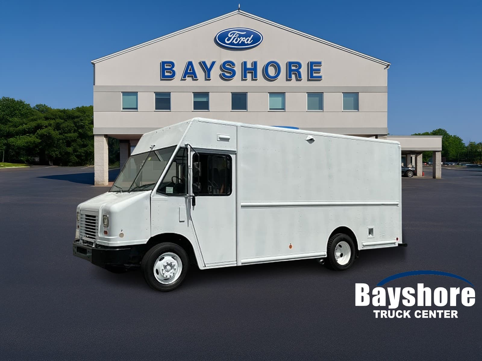 2019 Ford F-59 Commercial Stripped Chassis Base — photo 1 of 15