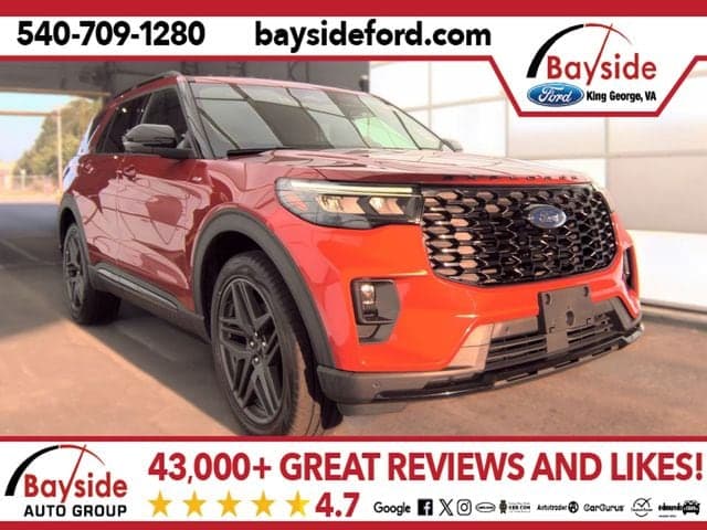 2025 Ford Explorer ST-Line — photo 1 of 13