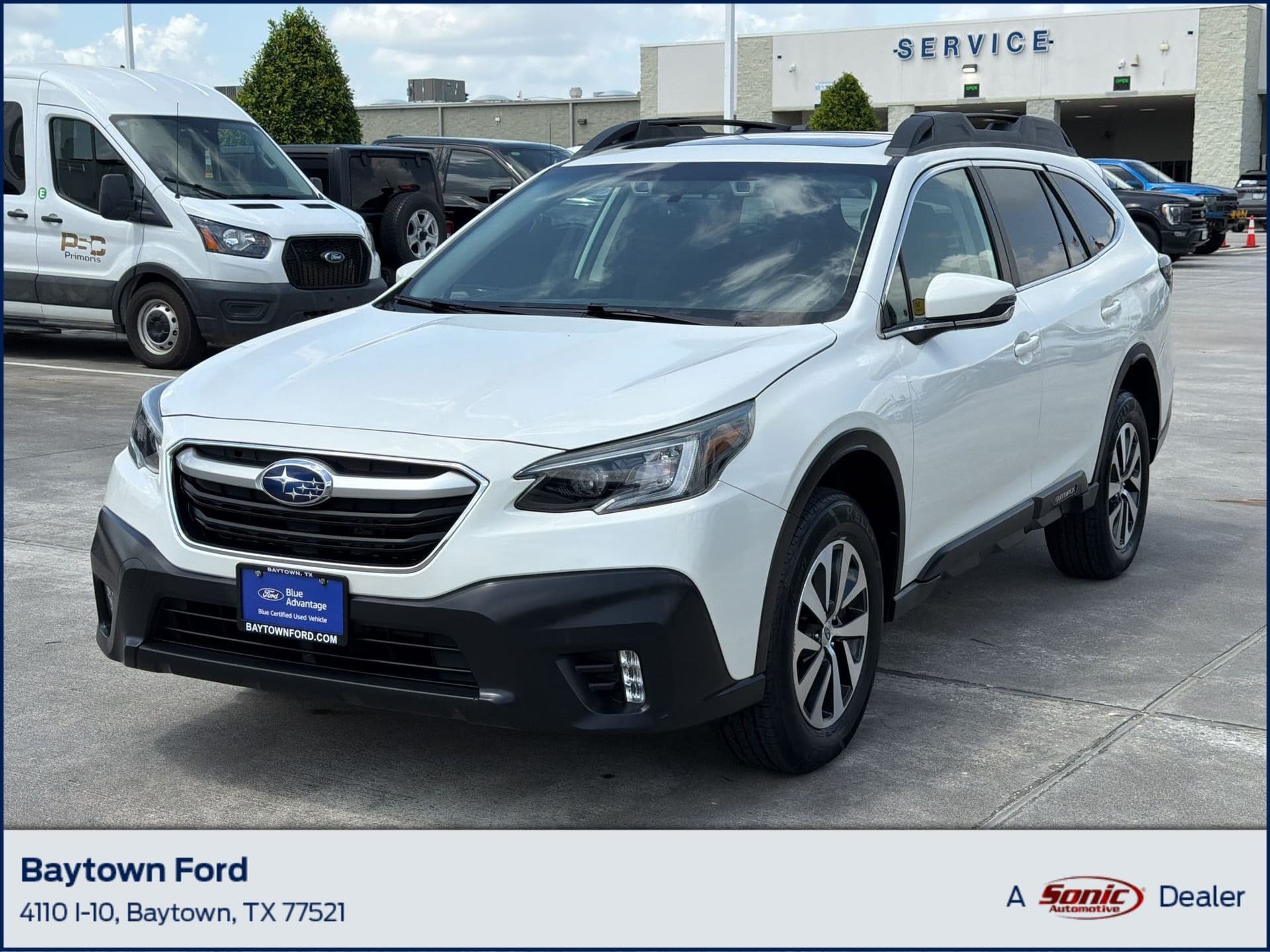 2021 Subaru Outback Premium — photo 1 of 30