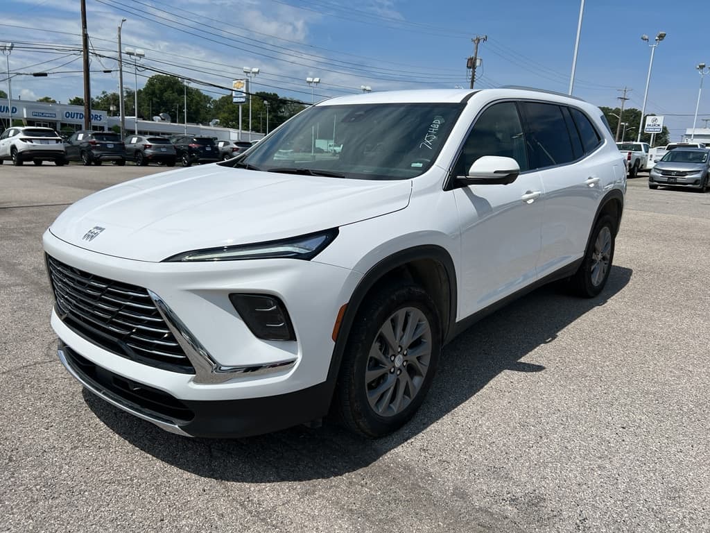 2026 Buick Enclave Preferred — photo 1 of 14