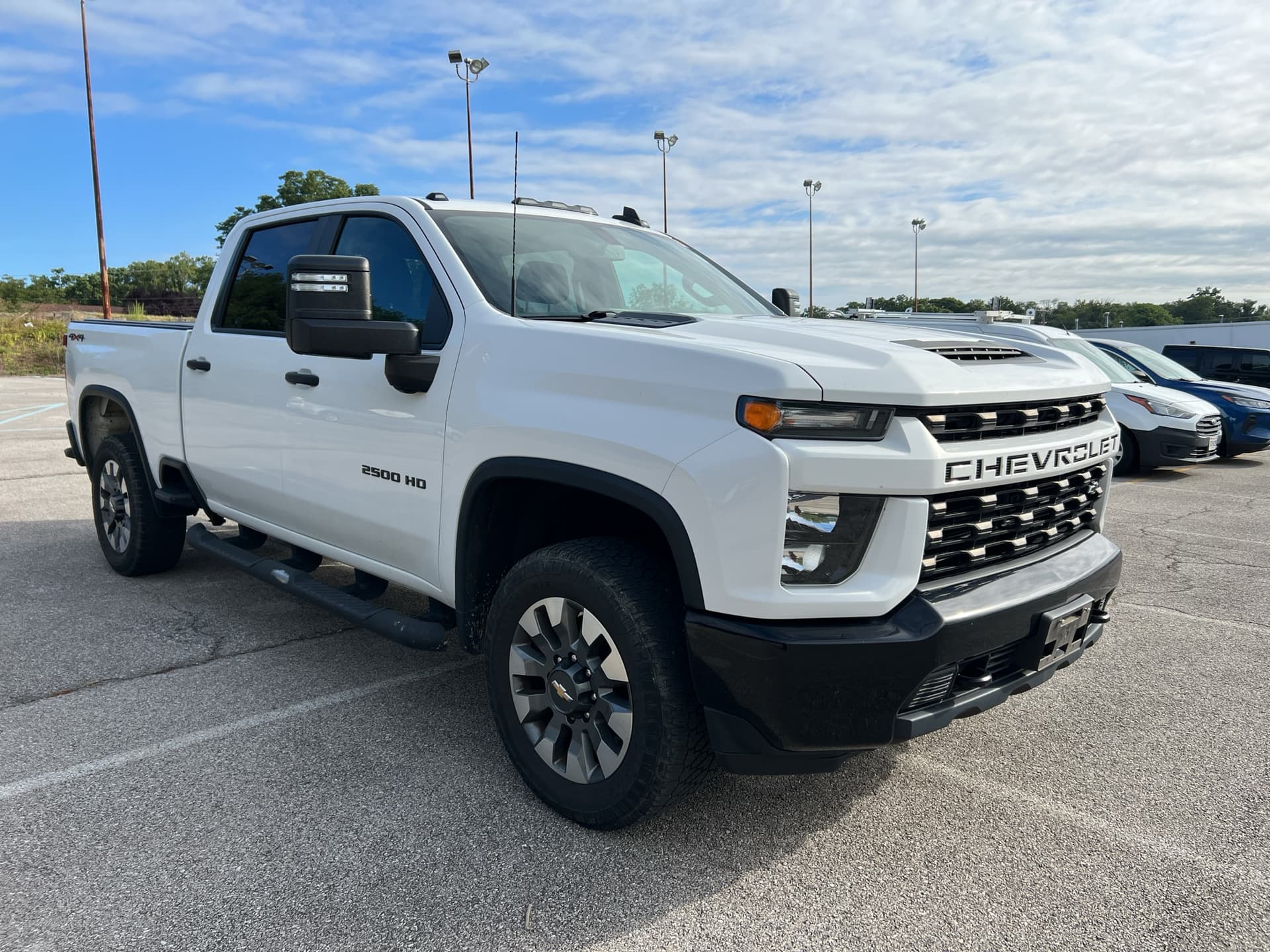 2021 Chevrolet Silverado 2500HD Custom — photo 1 of 13