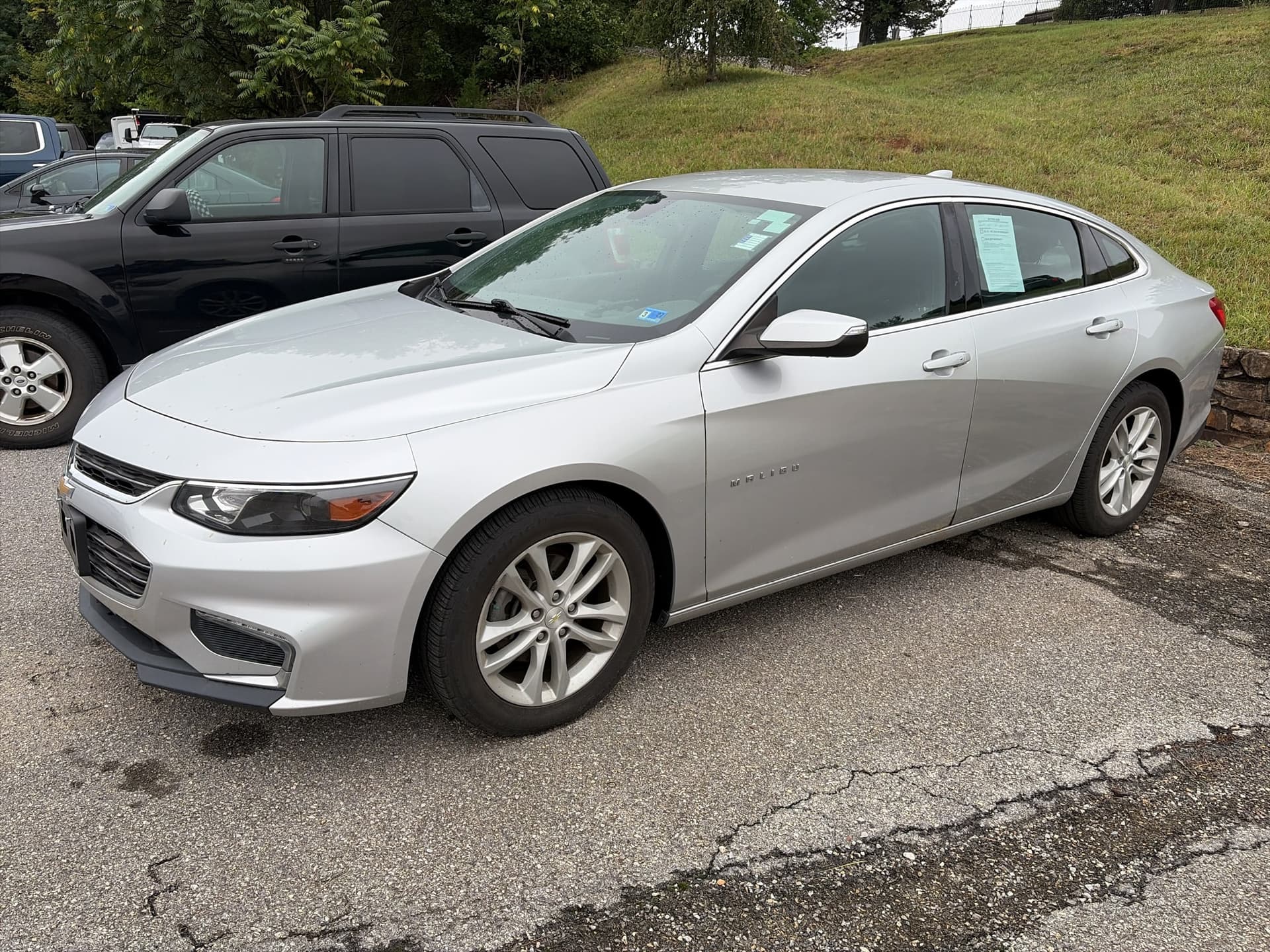 2018 Chevrolet Malibu LT — photo 1 of 5