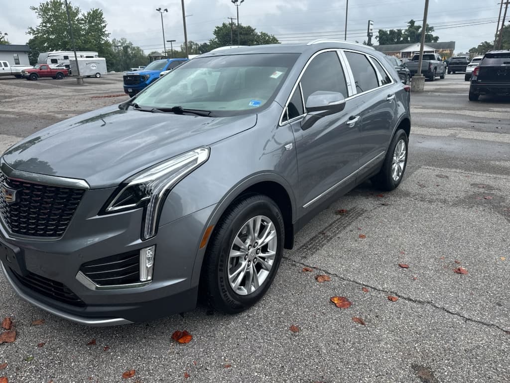 2020 Cadillac XT5 Premium Luxury FWD — photo 1 of 10