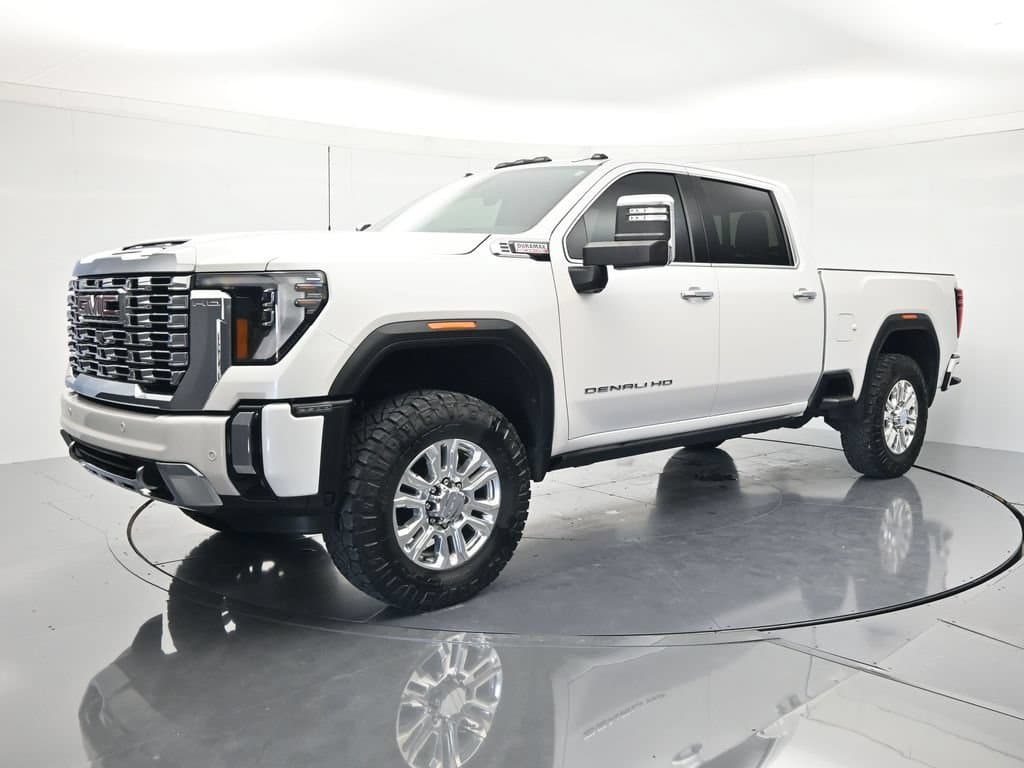 2025 GMC Sierra 2500HD Denali — photo 1 of 52