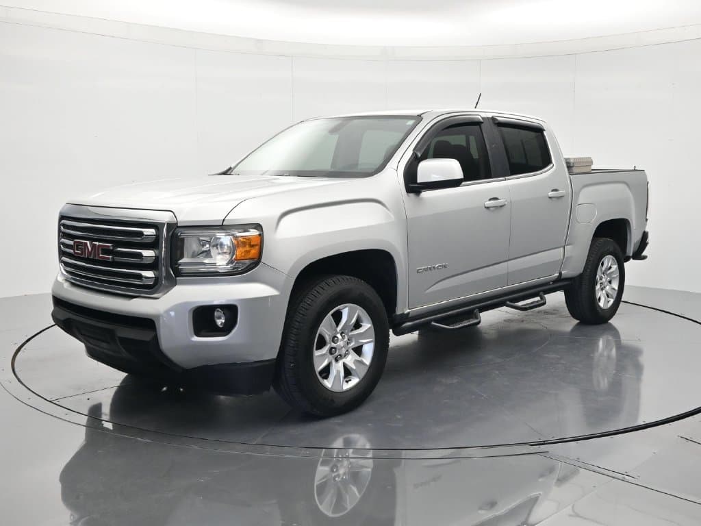 2018 GMC Canyon 2WD SLE — photo 1 of 48