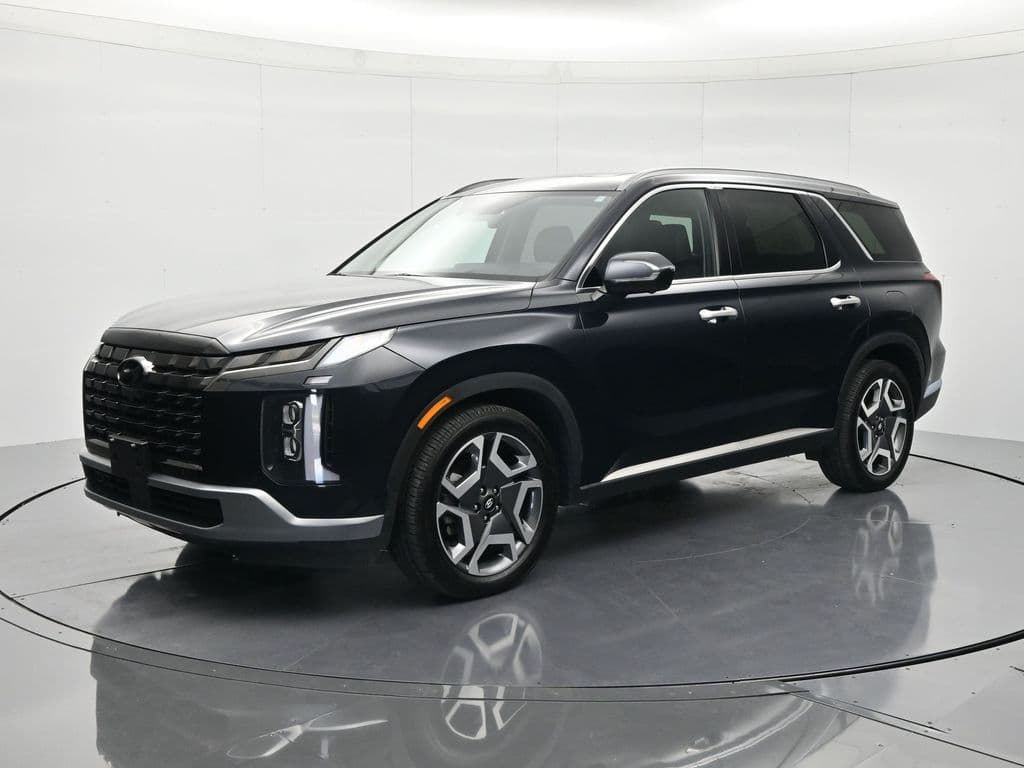 2024 Hyundai Palisade Limited — photo 1 of 51