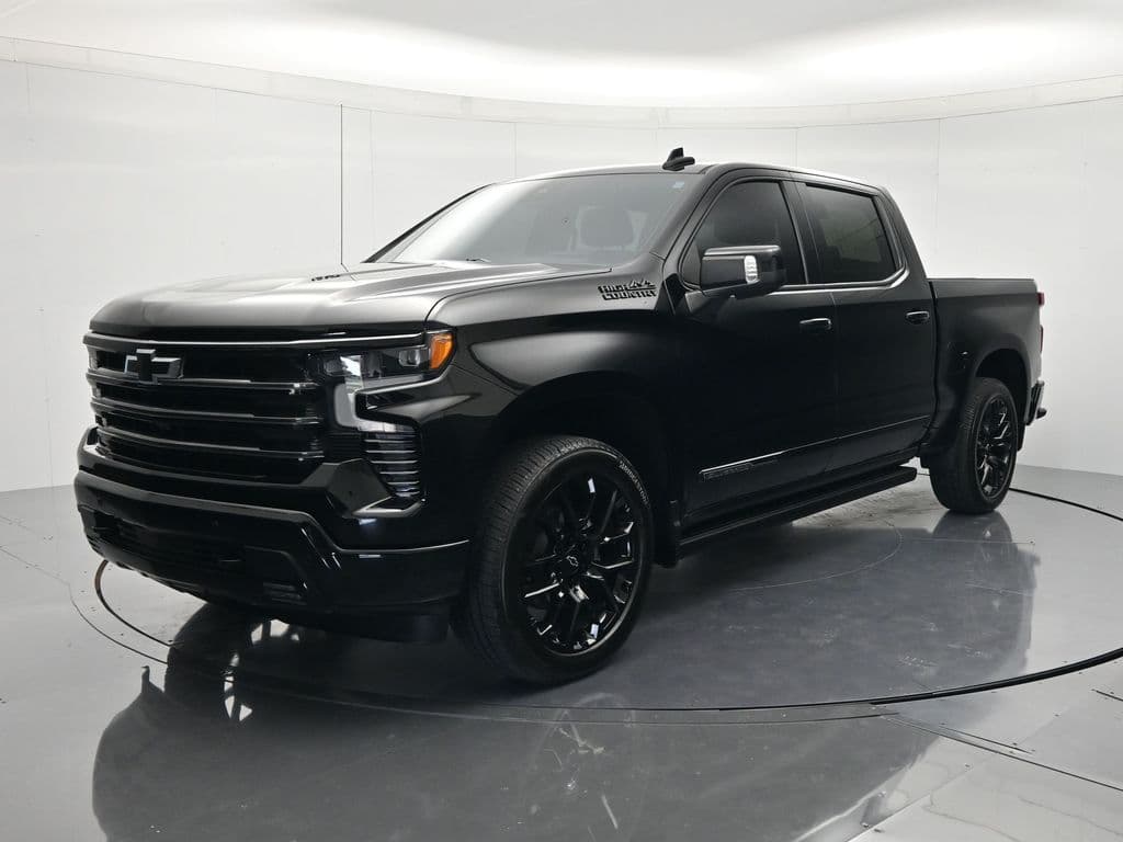 2026 Chevrolet Silverado 1500 High Country — photo 1 of 52
