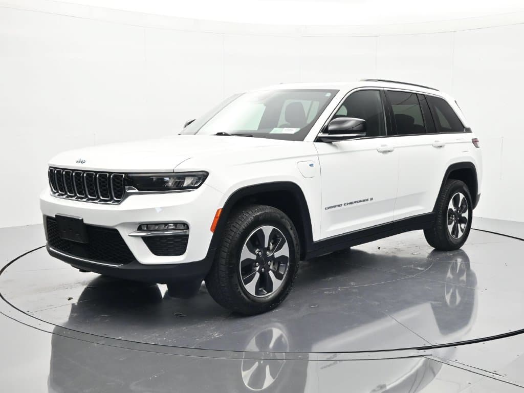 2024 Jeep Grand Cherokee 4xe Base — photo 1 of 52
