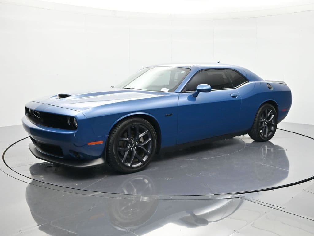 2023 Dodge Challenger R/T — photo 1 of 48