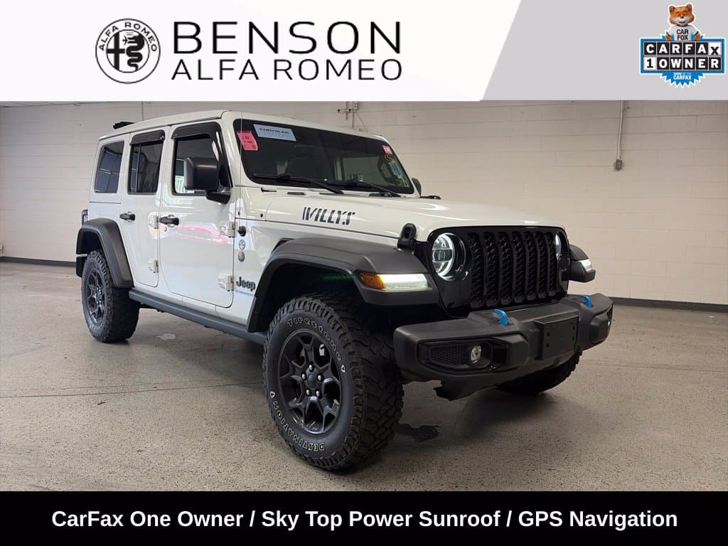 2023 Jeep Wrangler Base — photo 1 of 8