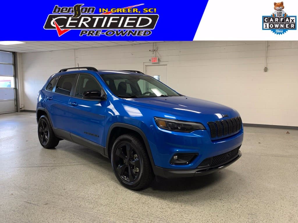 2023 Jeep Cherokee Base — photo 1 of 9