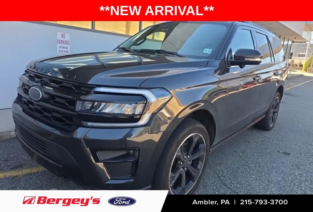 2023 Ford Expedition Limited — photo 1 of 8