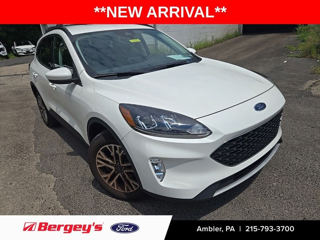 2022 Ford Escape SEL — photo 1 of 13