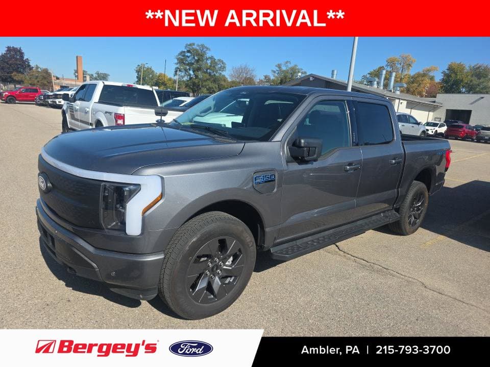 2024 Ford F-150 Lightning Flash — photo 1 of 15