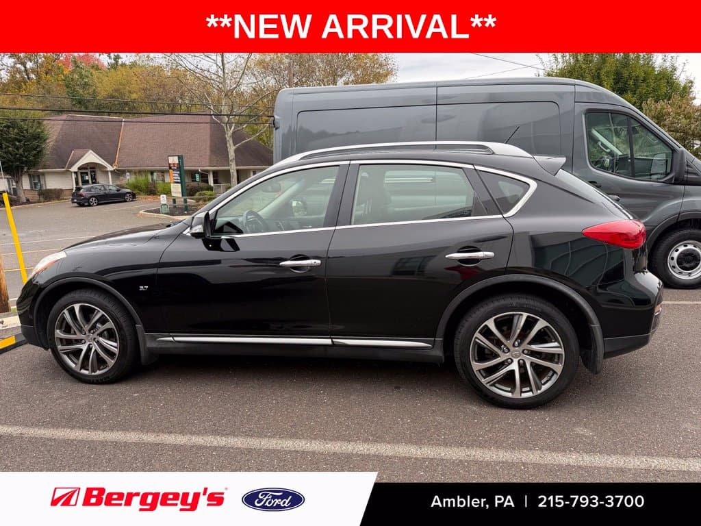 2017 INFINITI QX50 Base — photo 1 of 6