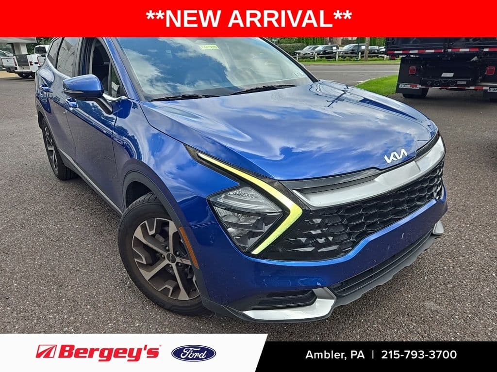 2023 Kia Sportage EX — photo 1 of 14