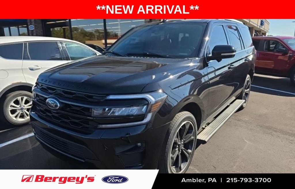 2023 Ford Expedition Limited — photo 1 of 8