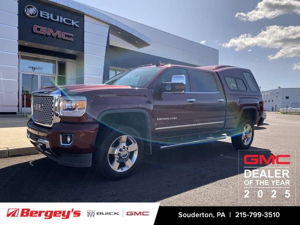 2016 GMC Sierra 2500HD Denali — photo 1 of 18