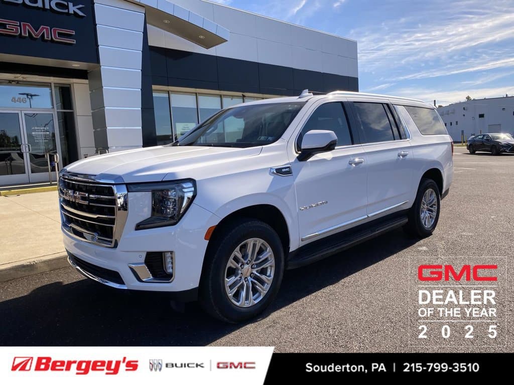 2024 GMC Yukon XL SLT — photo 1 of 10