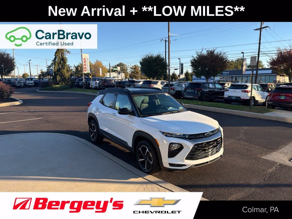 2022 Chevrolet Trailblazer RS — photo 1 of 20