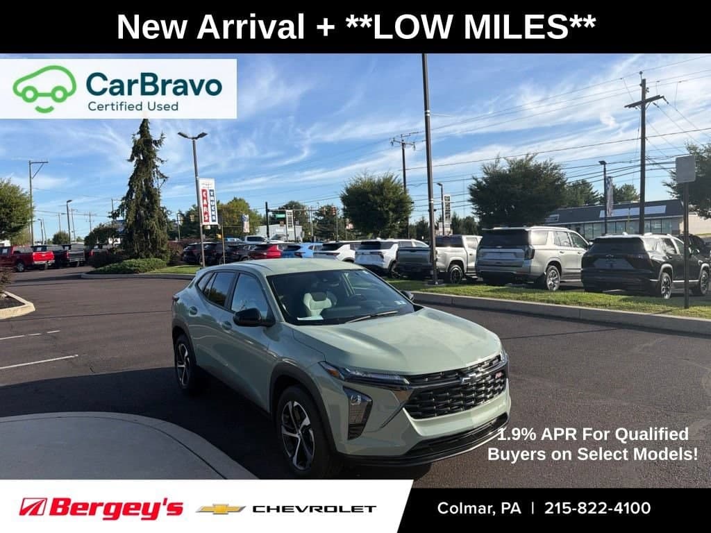 2024 Chevrolet Trax 1RS — photo 1 of 15