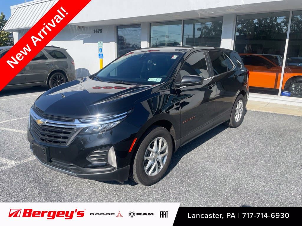2022 Chevrolet Equinox LT — photo 1 of 14