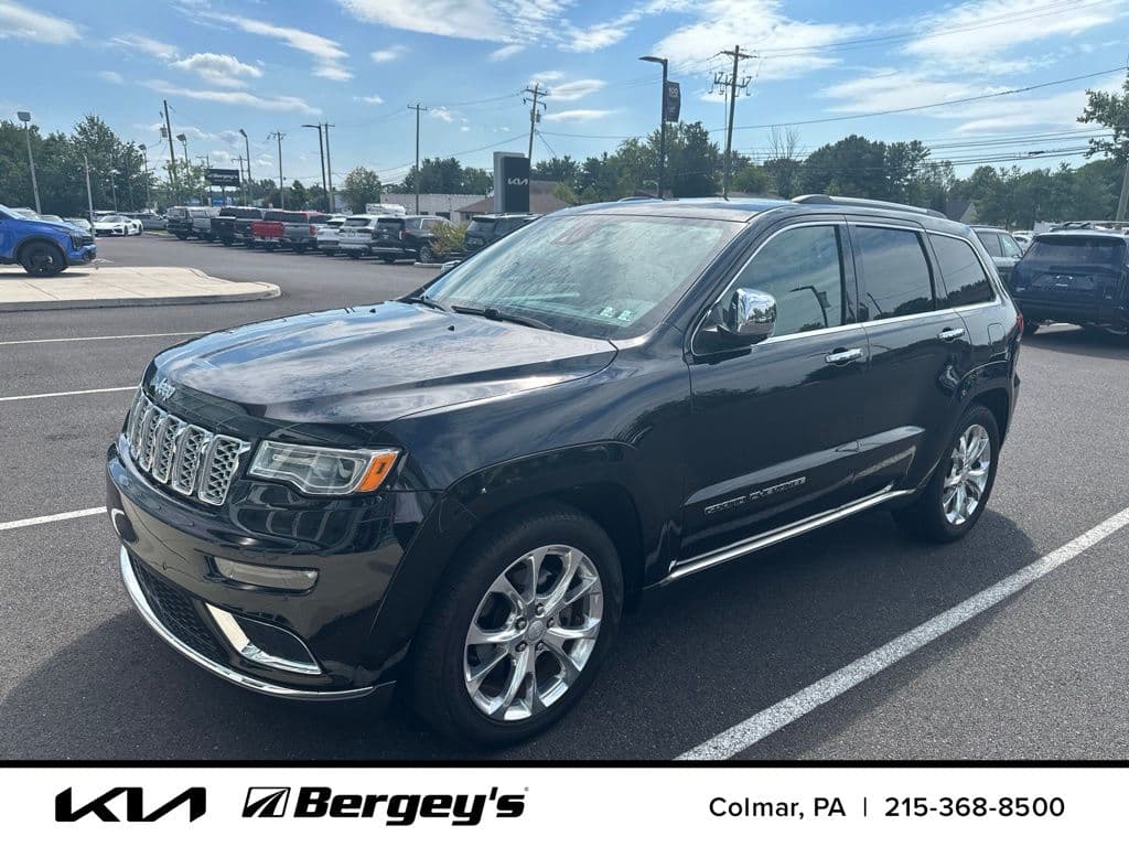 2019 Jeep Grand Cherokee Summit — photo 1 of 9