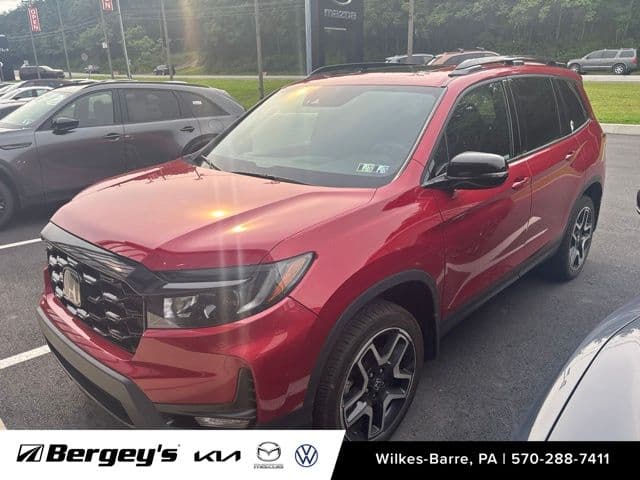 2022 Honda Passport Elite — photo 1 of 9