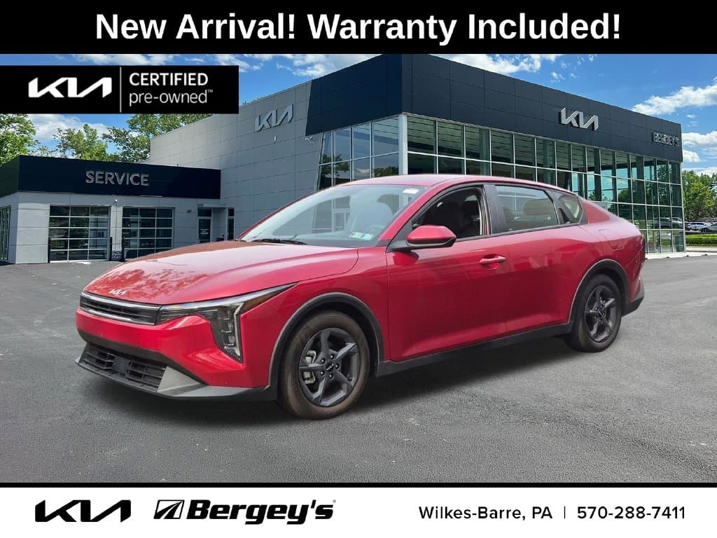 2025 Kia K4 LXS — photo 1 of 41