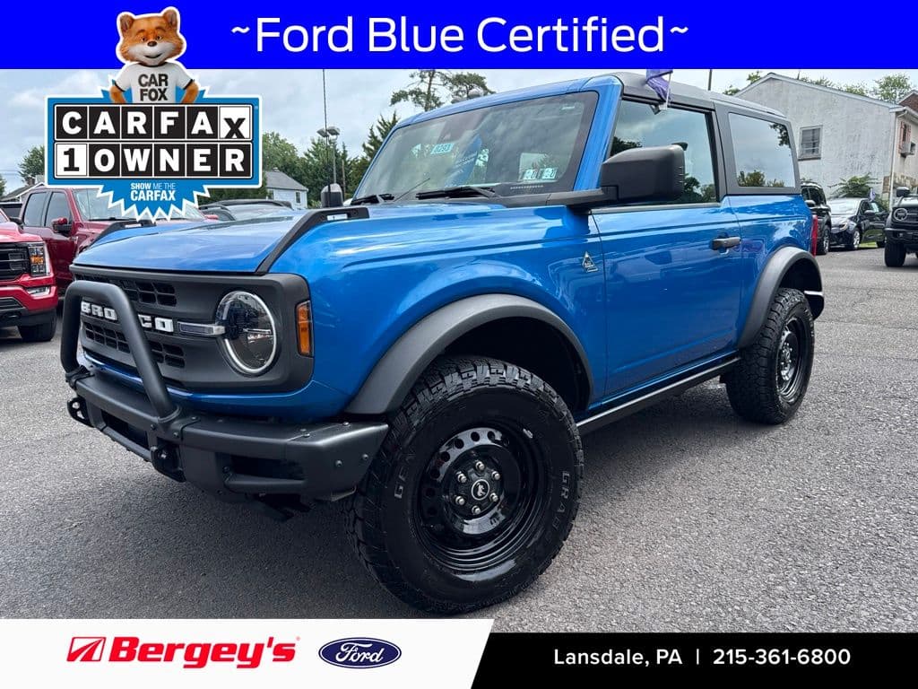 2022 Ford Bronco Black Diamond — photo 1 of 34