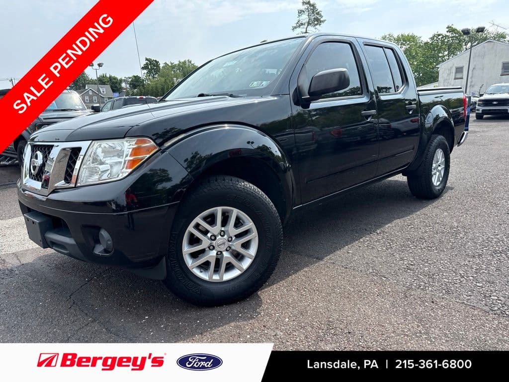 2014 Nissan Frontier SV — photo 1 of 25