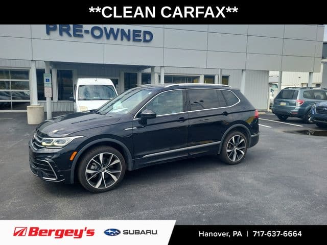 2022 Volkswagen Tiguan SEL R-Line — photo 1 of 15