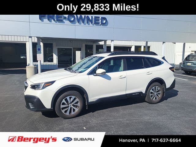 2022 Subaru Outback Premium — photo 1 of 15